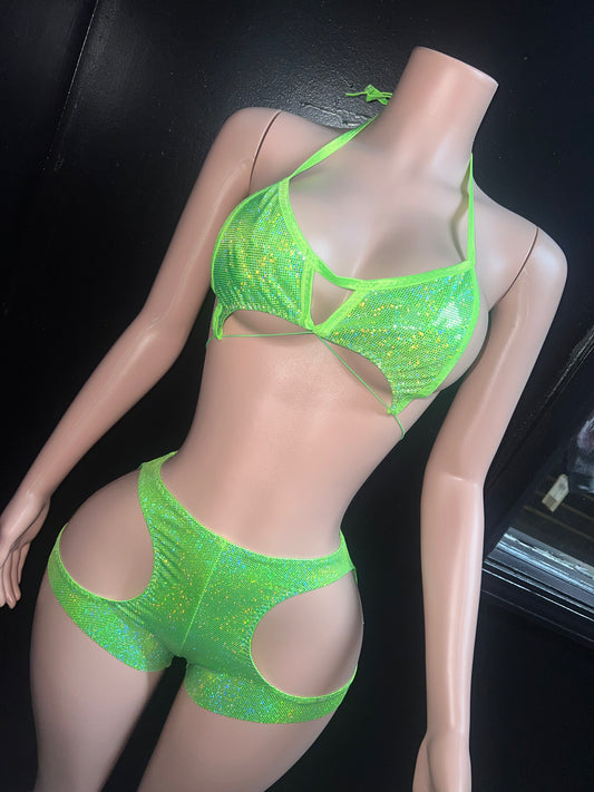 Delicious 2 piece